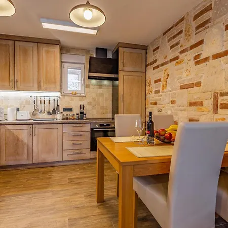 Stunning In With Kitchen Holiday home