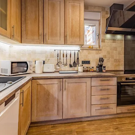 Stunning In With Kitchen Medulin