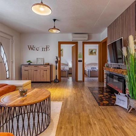 Stunning In With Kitchen Medulin