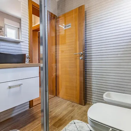 Awesome In With Sauna Nyaraló